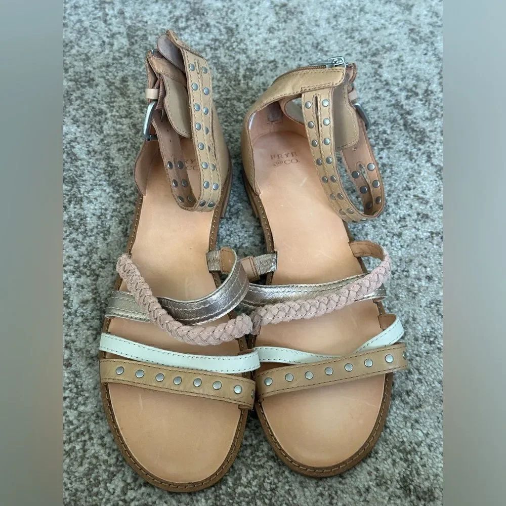 Frye & Co Mixed Strap Evie Sandals 11